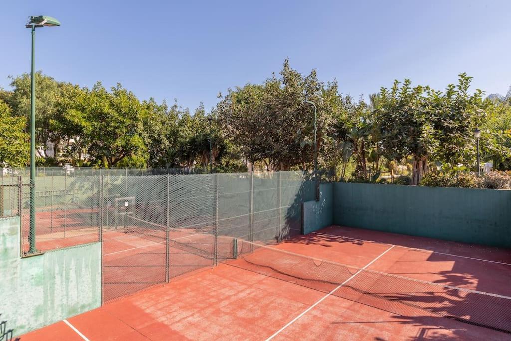 Dama De Noche Puerto Banus Apartamento Marbella