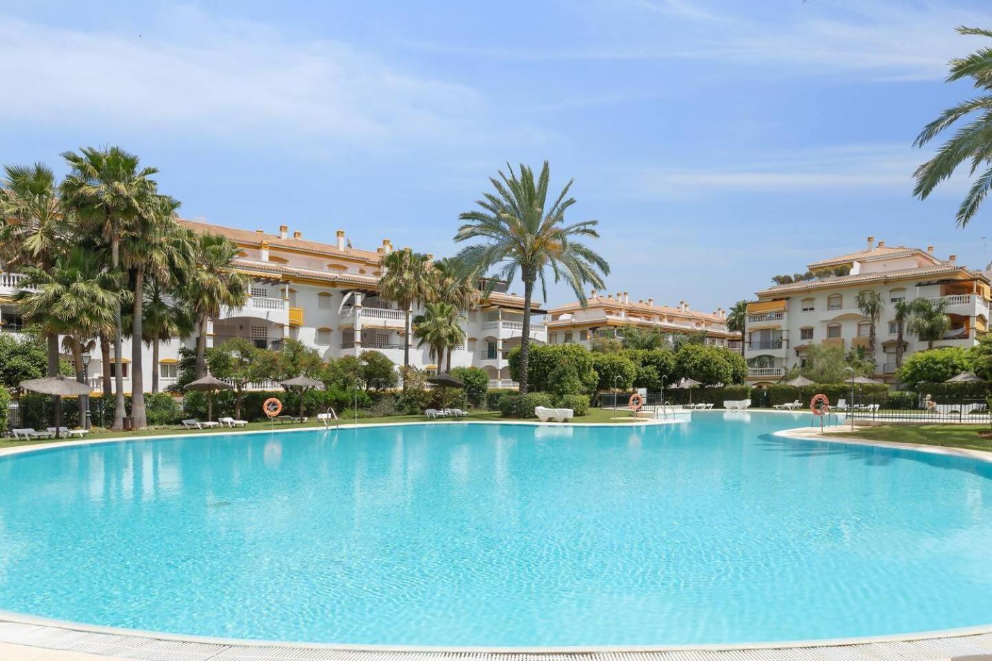 Dama De Noche Puerto Banus Apartamento Marbella