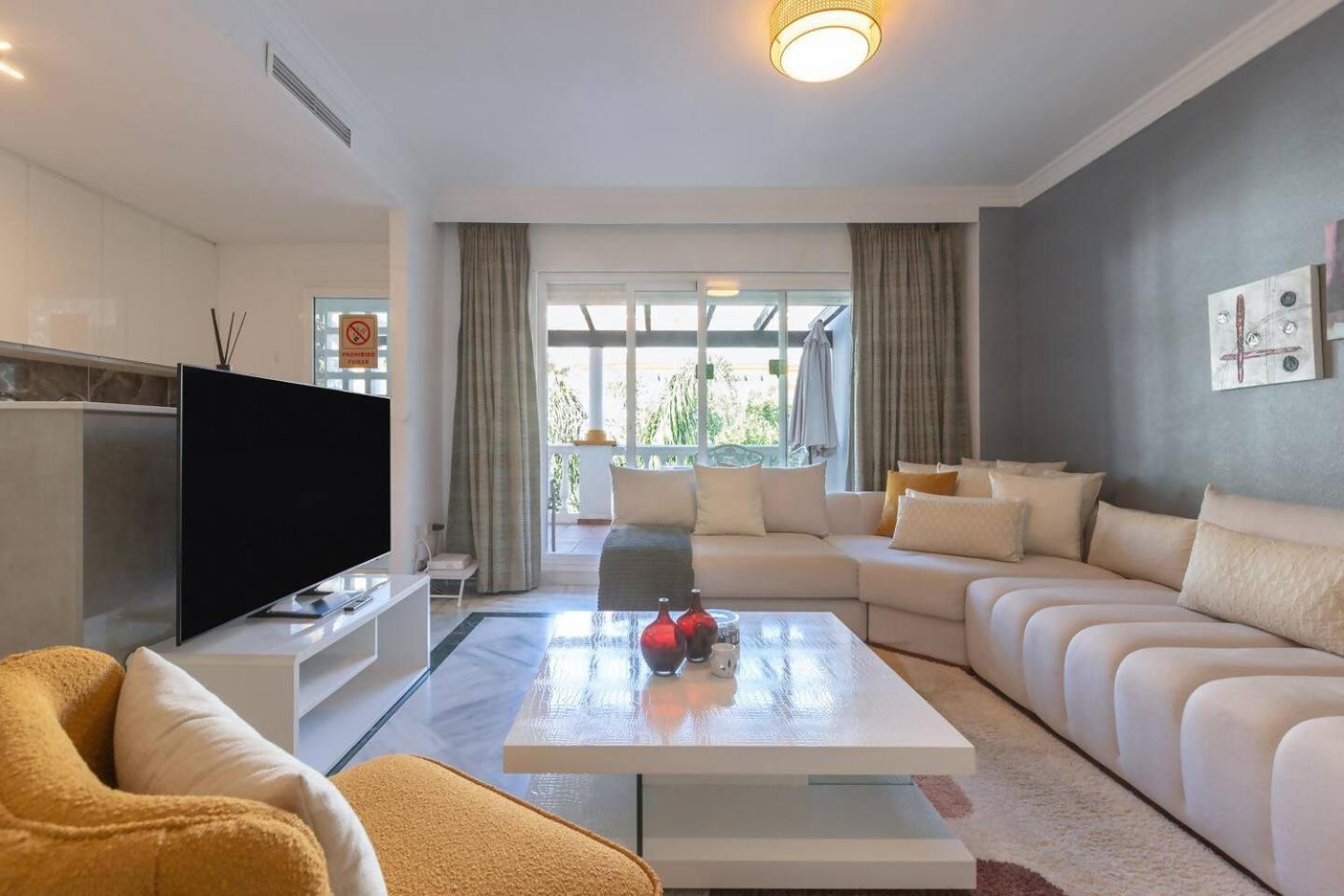 Dama De Noche Puerto Banus Apartamento *