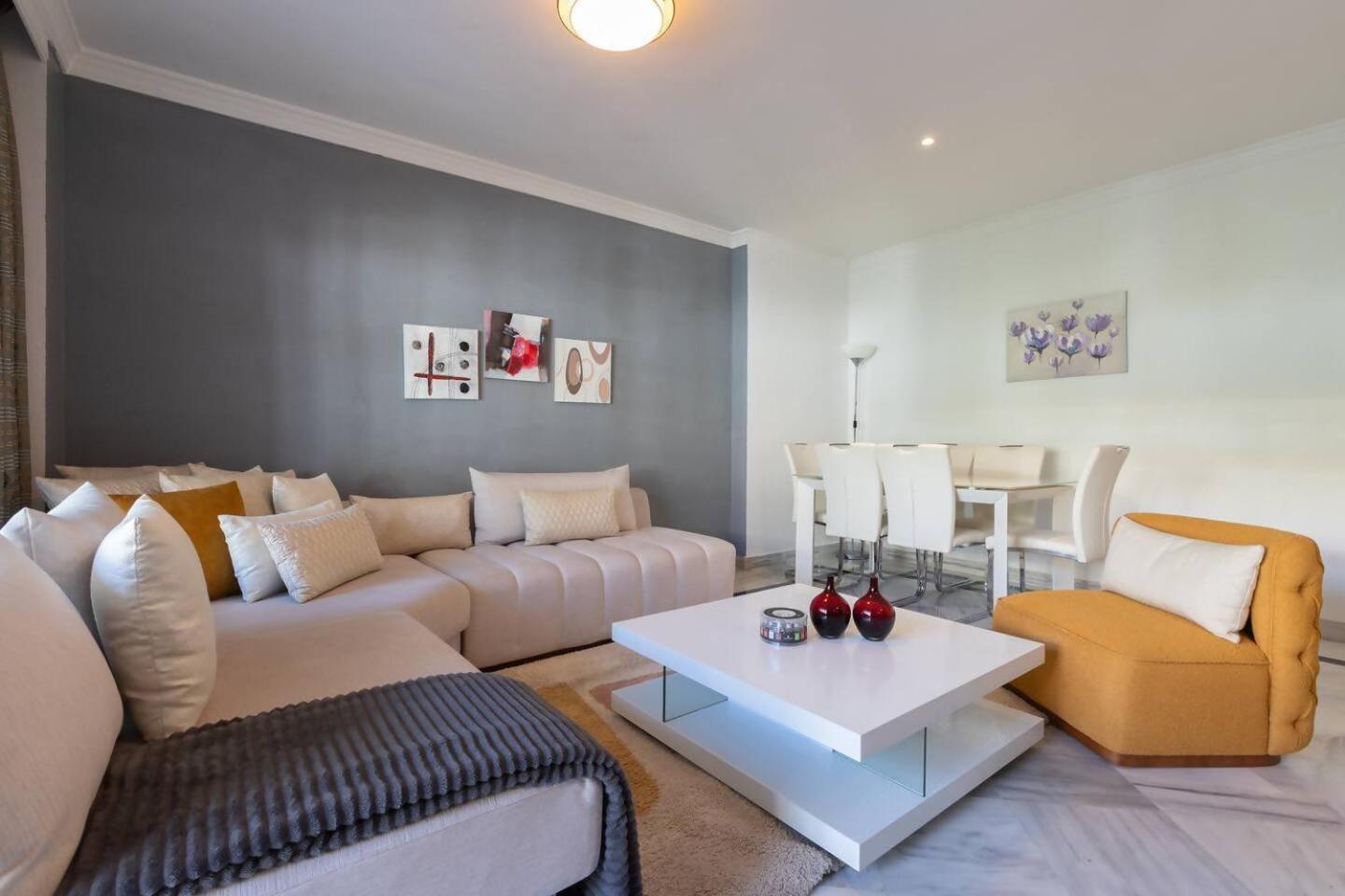Dama De Noche Puerto Banus Apartamento